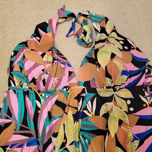NWOT AMAVI Halter Ruffle Front Tankini Tropical -Jungle Print, Size L - Picture 4 of 9